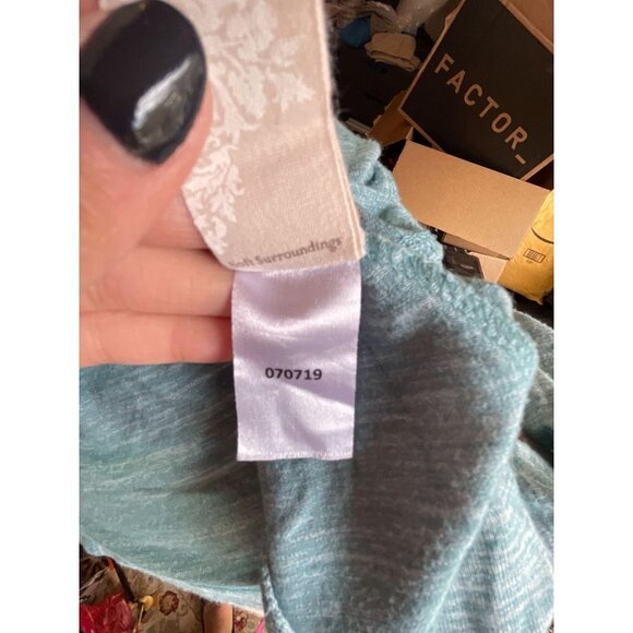 Soft Surroundings Eleve Tunic Top Pullover Long Sleeve Heathered Green Sz XS - Picture 11 of 11